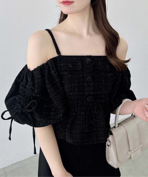 INGNI(イング)の「【WEB限定】ツイードペプラムオフショルブラウス(シャツ/ブラウス・レディース・ブラック/アイボリー/ピンク・M)」の11枚目の写真