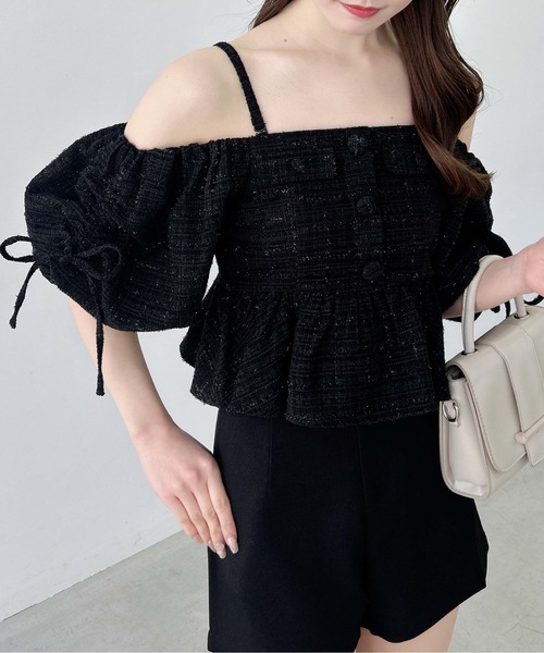 INGNI(イング)の「【WEB限定】ツイードペプラムオフショルブラウス(シャツ/ブラウス・レディース・ブラック/アイボリー/ピンク・M)」の13枚目の写真