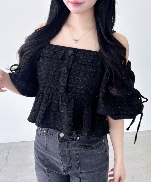 INGNI(イング)の「【WEB限定】ツイードペプラムオフショルブラウス(シャツ/ブラウス・レディース・ブラック/アイボリー/ピンク・M)」の16枚目の写真