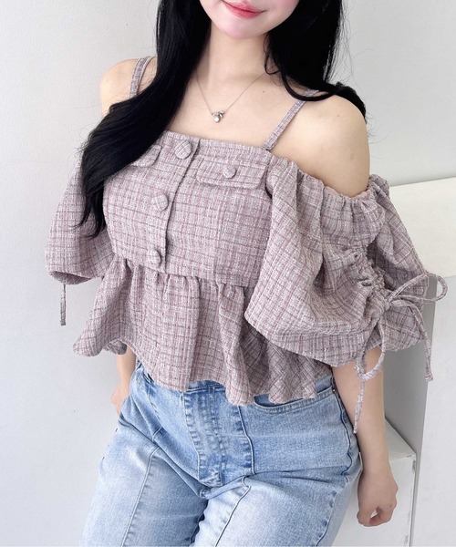 INGNI(イング)の「【WEB限定】ツイードペプラムオフショルブラウス(シャツ/ブラウス・レディース・ブラック/アイボリー/ピンク・M)」の20枚目の写真