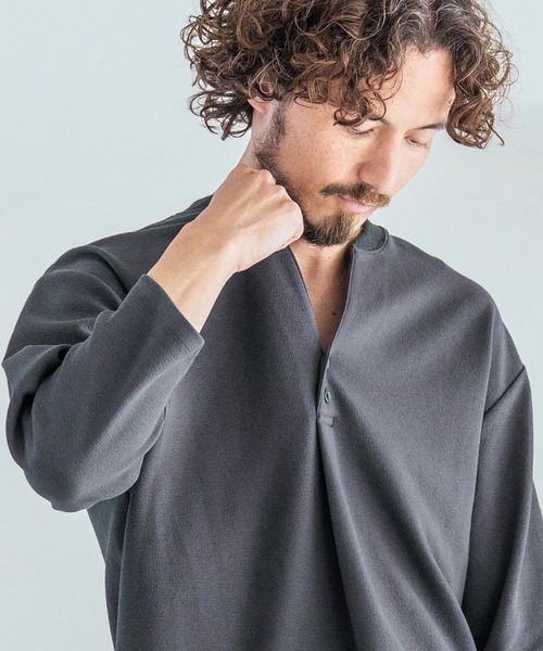 Magine(マージン)の「mlt5617-Skipper & pullover design Seven-Sleeve Shirt スキッパー7分袖カットソー(MGN-261-043)(Tシャツ/カットソー・メンズ・チャコール/ホワイト/ブラック・48/46/44)」の15枚目の写真