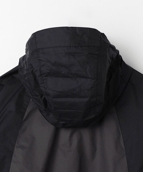 THE NORTH FACE（ザノースフェイス）の「THE NORTH FACE/ザ・ノース・フェイス Chimney Wind Jacket / NP22650 / チムニーウインドジャケット（ブルゾン・メンズ・チャコールグレー/ブラック/ベージュ・XX-LARGE/X-LARGE/LARGE/MEDIUM）」の6枚目の写真