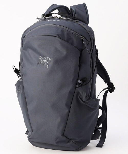 ARC'TERYX（アークテリクス）の「ARC'TERYX/アークテリクス Mantis 16 Backpack（バックパック/リュック・メンズ・ブラック/インディゴブルー・ONE SIZE）」の2枚目の写真