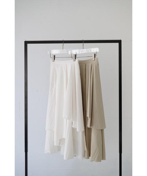 Her lip to（ハーリップトゥー）の「Asymmetric Tiered Skirt（スカート・レディース・ベージュ/オフホワイト・S/M）」の20枚目の写真