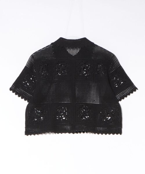 ALLSAINTS(オールセインツ)の「KYRA CROCHET CROPPED POLO | KYRA クロシェ クロップド ポロ(ポロシャツ・レディース・ブラック・XS/S/M)」の6枚目の写真
