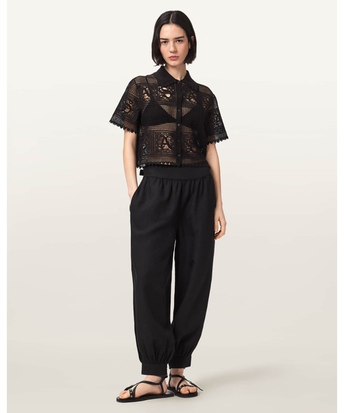 ALLSAINTS(オールセインツ)の「KYRA CROCHET CROPPED POLO | KYRA クロシェ クロップド ポロ(ポロシャツ・レディース・ブラック・XS/S/M)」の3枚目の写真