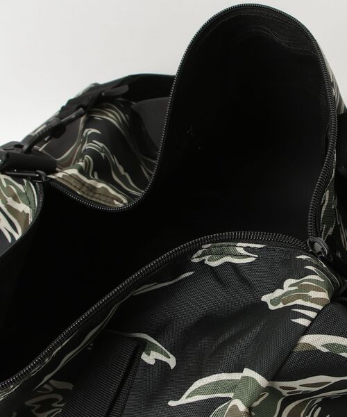 Independent Trading(インディペンデントトレーディング)の「【T18】【Independent Trading Co./インディペンデントトレーディング】DAY TRIPPER 29L DUFFEL BAG(トートバッグ・メンズ・その他6/その他7/その他9/その他5・FREE)」の7枚目の写真