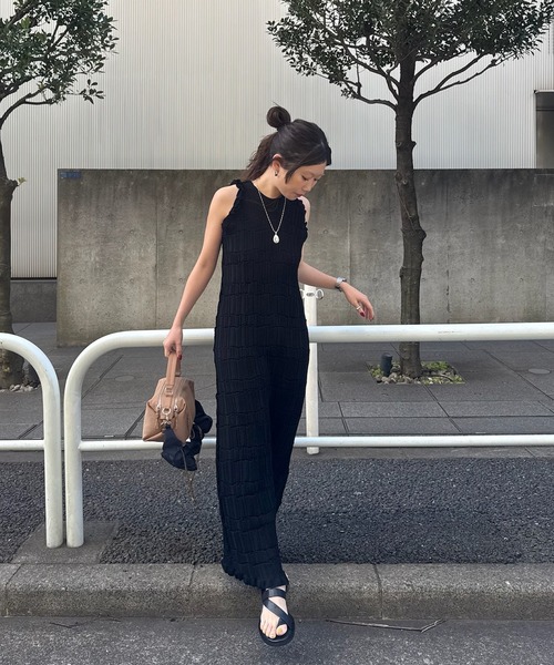 Ameri（アメリ）の「MEDI PUFFY TWIN FORM NYLON BAG（ショルダーバッグ・レディース・ベージュ/ブラック/カーキ・FREE）」の13枚目の写真