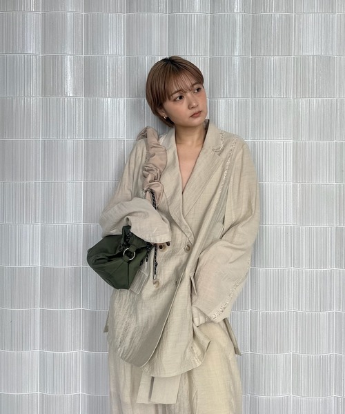 Ameri（アメリ）の「MEDI PUFFY TWIN FORM NYLON BAG（ショルダーバッグ・レディース・ベージュ/ブラック/カーキ・FREE）」の19枚目の写真