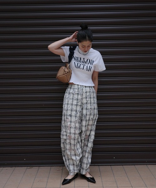 Ameri（アメリ）の「MEDI PUFFY TWIN FORM NYLON BAG（ショルダーバッグ・レディース・ベージュ/ブラック/カーキ・FREE）」の16枚目の写真