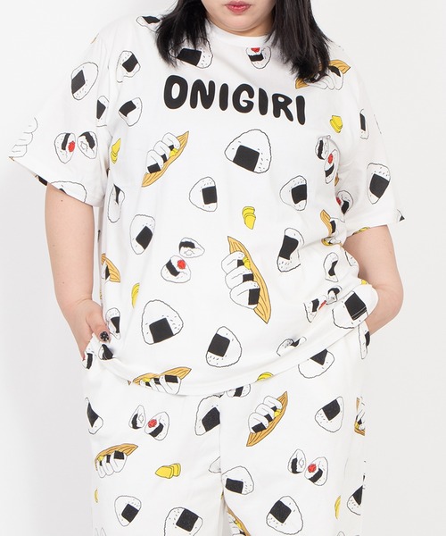 PUNYUS（プニュズ）の「【新サイズ】フード総柄Ｔシャツ(ONIGIRI)（Tシャツ/カットソー・レディース・ブラック・1/2/3/4/5）」の8枚目の写真