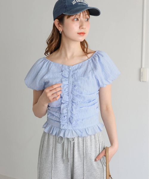 tiptop(ティップトップ)の「フリルシャーリングブラウス(シャツ/ブラウス・レディース・ブラック/アイボリー/ホワイト系その他/サックスブルー・FREE)」の13枚目の写真