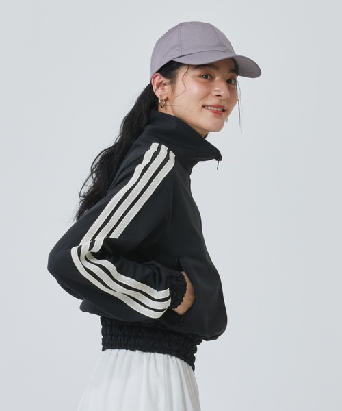 adidas(アディダス)の「【別注】アディダス adidas W SMOCKED TRACKTOP AP 限定コラボ(ジャージ・レディース・ブルー/オフホワイト/ブラック・M/L/XL/S)」の22枚目の写真