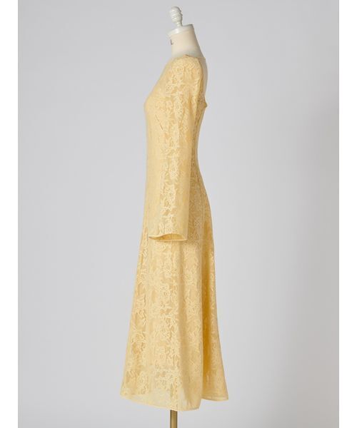 SNIDEL（スナイデル）の「カットレースワンピース（ワンピース・レディース・ダークネイビー/イエロー/オフホワイト・F）」の6枚目の写真