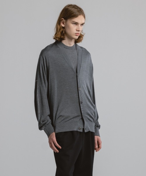 CINOH（チノ）の「SILK ELBOW STITCH KNIT CARDIGAN（カーディガン/ボレロ・メンズ・ブラック/グレー・46）」の6枚目の写真