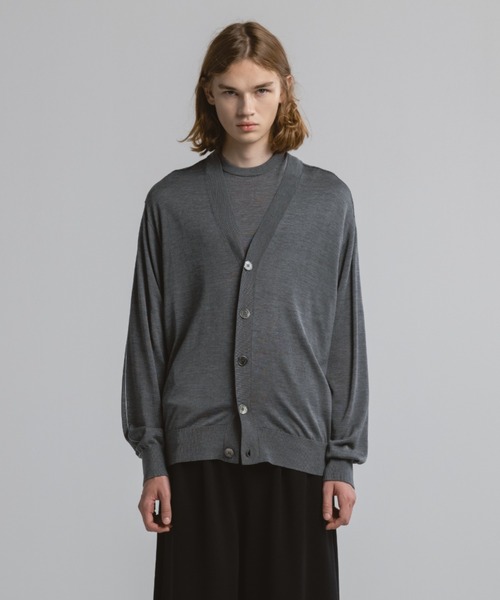 CINOH（チノ）の「SILK ELBOW STITCH KNIT CARDIGAN（カーディガン/ボレロ・メンズ・ブラック/グレー・46）」の7枚目の写真