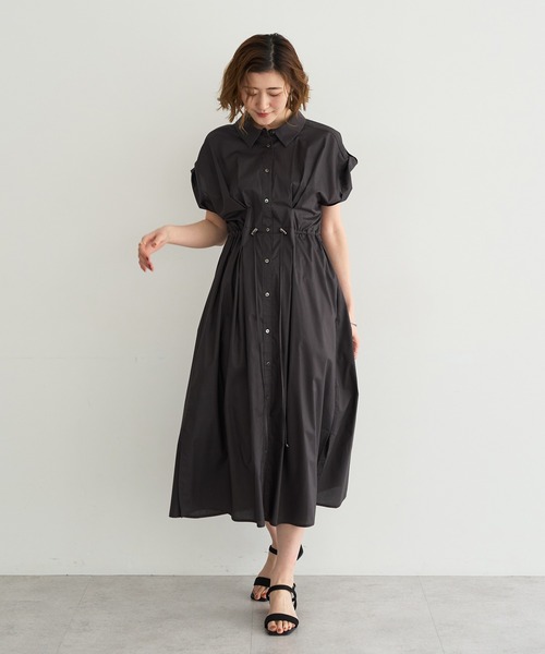 YECCA VECCA（イェッカヴェッカ）の「ORGABITS タックシャツワンピース（シャツワンピース・レディース・ブルーグリーン/ベージュ/チャコールグレー・FREE）」の2枚目の写真