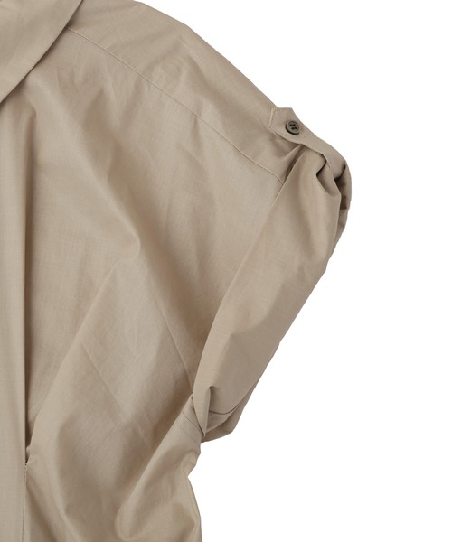 YECCA VECCA（イェッカヴェッカ）の「ORGABITS タックシャツワンピース（シャツワンピース・レディース・ブルーグリーン/ベージュ/チャコールグレー・FREE）」の16枚目の写真