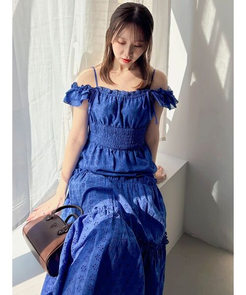 dazzlin（ダズリン）の「2wayフリルコットンレースワンピース（ワンピース・レディース・イエロー/ブルー/オフホワイト・MEDIUM/SMALL）」の2枚目の写真