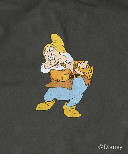 ADAM PATEK(アダムパテック)の「ADAMPATEK/【ADAMPATEK /Snow White and the Seven Dwarfs 】multiT/(AP2614041)(Tシャツ/カットソー・レディース・ブラック/ホワイト・1/2)」の17枚目の写真