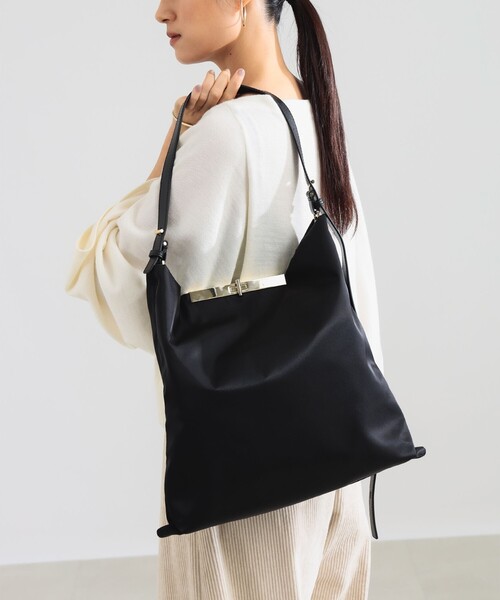 Demi-Luxe BEAMS(デミルクス ビームス)の「【WEB限定】SOMEWHERE STUDIO / BOARD-TOTE ナイロン バッグ(トートバッグ・レディース・ブラック・ONE SIZE)」の10枚目の写真