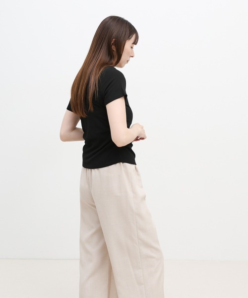 select MOCA(セレクトモカ)の「ウエストギャザーストレートリラックスパンツ【接触冷感/セットアップ対応】(その他パンツ・レディース・ベージュ/チャコールグレー・LARGE/MEDIUM)」の10枚目の写真