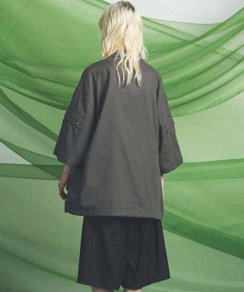 MAISON SPECIAL（メゾンスペシャル）の「《UNISEX》Cargo Pocket Prime-Over Sheer Open Collar Shirt/カーゴポケットプライムオーバーシアーオープンカラーシャツ【MAISON SPECIAL/メゾンスペシャル】（シャツ/ブラウス・メンズ・グレー/ブラック/グレイッシュベージュ・0/1/2）」の21枚目の写真