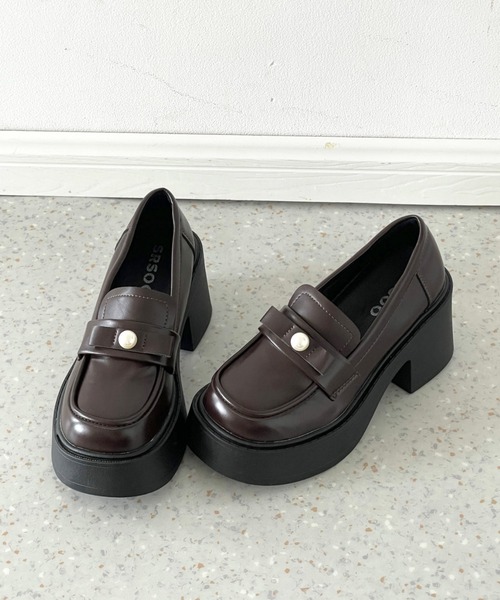 Shoes in Closet(シューズインクローゼット)の「【新入荷】+8.0㎝ 軽量 厚底 スクエアトゥ パール付きリボン アクセント ローファー 486(ローファー・レディース・ブラック/ダークブラウン・L/LL/S/M)」の21枚目の写真