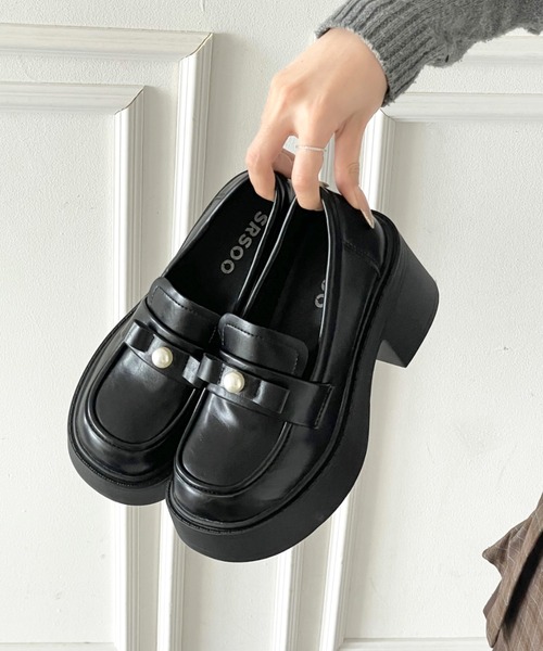 Shoes in Closet(シューズインクローゼット)の「【新入荷】+8.0㎝ 軽量 厚底 スクエアトゥ パール付きリボン アクセント ローファー 486(ローファー・レディース・ブラック/ダークブラウン・L/LL/S/M)」の12枚目の写真