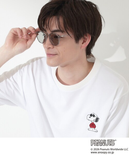 THE SHOP TK (ザ ショップ ティーケー )の「PEANUTS / ピーナッツ スヌーピー ワンポイント刺繍 半袖Tシャツ(Tシャツ/カットソー・メンズ・ホワイト系8/ホワイト系6・02/04/03)」の3枚目の写真