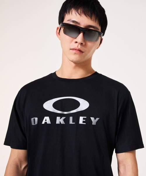 OAKLEY(オークリー)の「オークリー ETERNAL CHILL PERF SS O TEE 4.0(Tシャツ/カットソー・メンズ・ライトグレー/ブラック/ブルーグレー・S/M/L/LL/3L)」の14枚目の写真