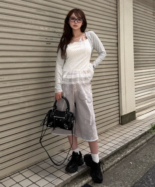RAY CASSIN(レイカズン)の「【レース / プリント 】レイヤードダメージスウェットハーフパンツ / バミューダパンツ(スウェットパンツ・レディース・ホワイト系その他/ライトグレー/グレー・FREE)」の20枚目の写真