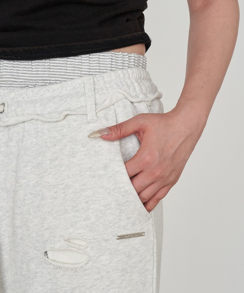 RAY CASSIN(レイカズン)の「【レース / プリント 】レイヤードダメージスウェットハーフパンツ / バミューダパンツ(スウェットパンツ・レディース・ホワイト系その他/ライトグレー/グレー・FREE)」の15枚目の写真