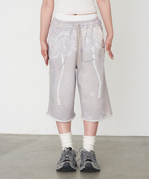 RAY CASSIN(レイカズン)の「【レース / プリント 】レイヤードダメージスウェットハーフパンツ / バミューダパンツ(スウェットパンツ・レディース・ホワイト系その他/ライトグレー/グレー・FREE)」の22枚目の写真
