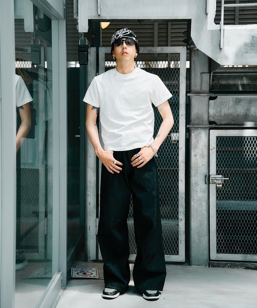 CONZ(コンズ)の「別注 JUST FIT TEE(Tシャツ/カットソー・メンズ・ホワイト/ブラック系その他2/ブラック・1/3/2)」の18枚目の写真