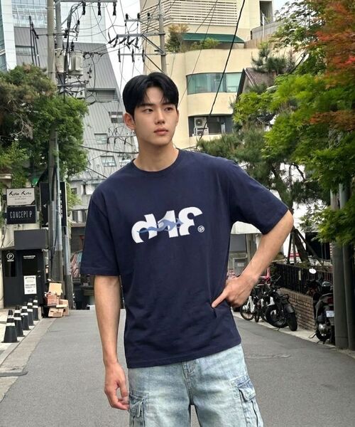 DIIFF（ディフ）の「ナンバースパーク オーバーサイズ 半袖Tシャツ 4カラー [DISE_1002]（Tシャツ/カットソー・メンズ・グレー/ブラック/ホワイト/ネイビー・X-LARGE/SMALL/MEDIUM/LARGE）」の10枚目の写真