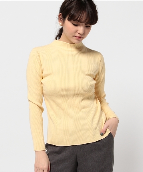 NATURAL BEAUTY BASIC（ナチュラルビューティーベーシック）の「ハイネックリブニット（ニット/セーター・レディース・イエロー/ネイビー/ホワイト系その他・MEDIUM）」の3枚目の写真