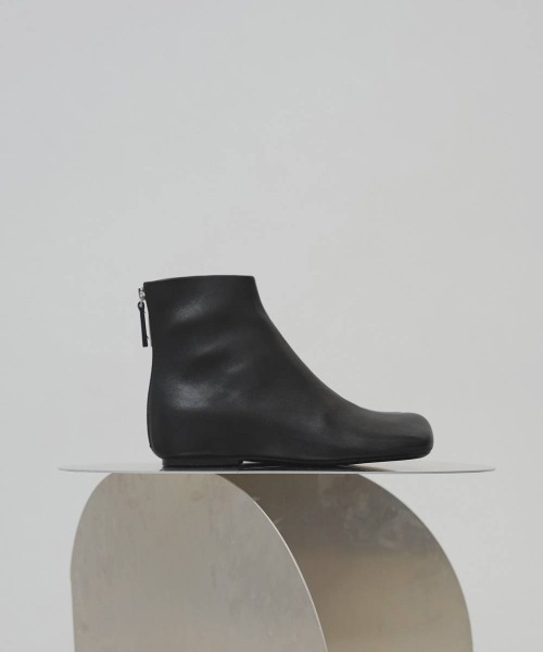 TODAYFUL(トゥデイフル)の「TODAYFUL Square Leather Flat Boots スクエアレザーフラットブーツ/12621019(ブーツ・レディース・ブラック・36/37/38)」の5枚目の写真