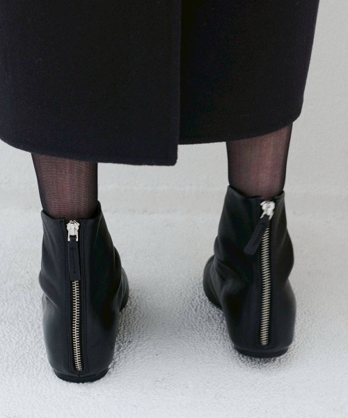 TODAYFUL(トゥデイフル)の「TODAYFUL Square Leather Flat Boots スクエアレザーフラットブーツ/12621019(ブーツ・レディース・ブラック・36/37/38)」の7枚目の写真