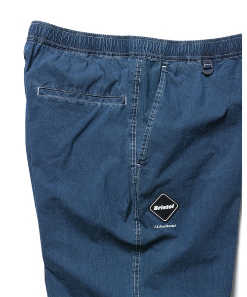 F.C.Real Bristol(エフシーレアルブリストル)の「WASHED CRISP DENIM TRACK PANTS(その他パンツ・メンズ・インディゴブルー/ブラック・X-LARGE/SMALL/MEDIUM/LARGE)」の6枚目の写真