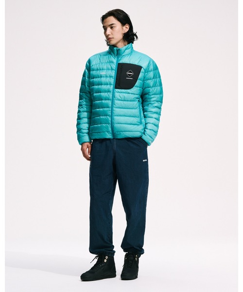 F.C.Real Bristol(エフシーレアルブリストル)の「WASHED CRISP DENIM TRACK PANTS(その他パンツ・メンズ・インディゴブルー/ブラック・X-LARGE/SMALL/MEDIUM/LARGE)」の8枚目の写真
