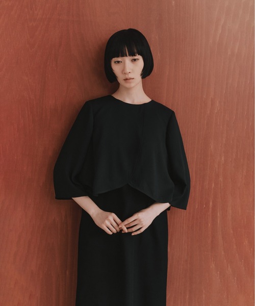 kaene（カエン）の「クロスレイヤードフォーマルドレス［ブラック：ブラックフォーマル対応］冠婚葬祭 礼服 喪服 入学式 卒業式 七五三 お宮参り（ワンピース・レディース・ブラック・S/M/L）」の4枚目の写真