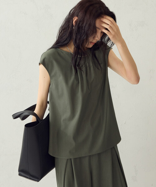 COMME CA ISM(コムサイズム)の「【セットアップ対応】タックブラウス(シャツ/ブラウス・レディース・カーキ/ネイビー・LARGE/MEDIUM)」の19枚目の写真