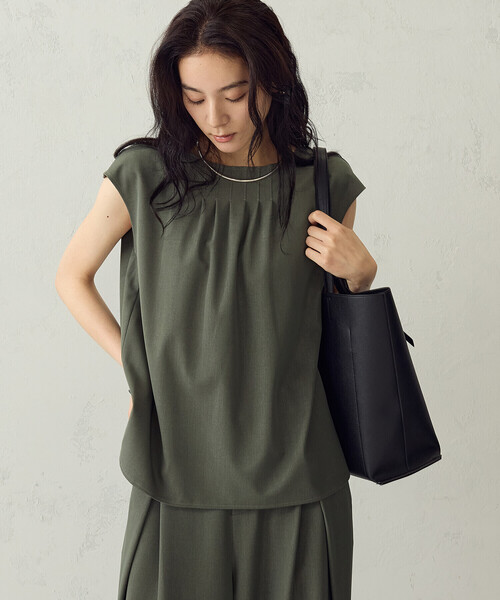 COMME CA ISM(コムサイズム)の「【セットアップ対応】タックブラウス(シャツ/ブラウス・レディース・カーキ/ネイビー・LARGE/MEDIUM)」の8枚目の写真