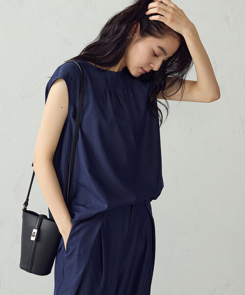 COMME CA ISM(コムサイズム)の「【セットアップ対応】タックブラウス(シャツ/ブラウス・レディース・カーキ/ネイビー・LARGE/MEDIUM)」の3枚目の写真