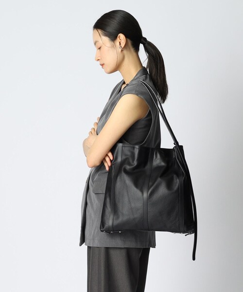 HIROKO HAYASHI(ヒロコハヤシ)の「FINE(フィーネ)2wayショルダーバッグ(ショルダーバッグ・レディース・ブラック・00)」の3枚目の写真