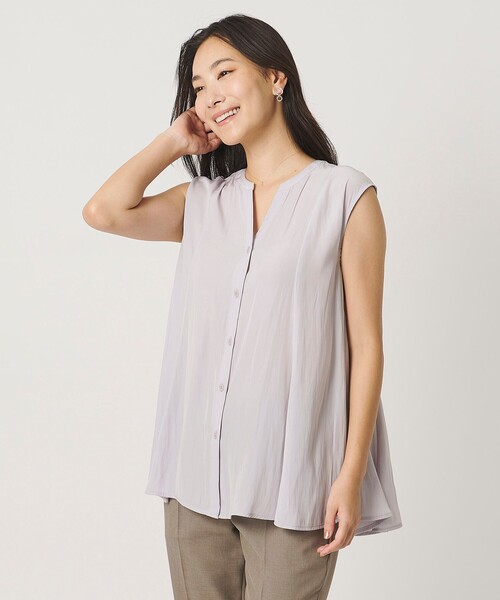 A DAY IN THE LIFE UNITED ARROWS（アデイインザライフユナイテッドアローズ）の「ヴィンテージサテン フレア キーネックブラウス＜A DAY IN THE LIFE＞（シャツ/ブラウス・レディース・ブラック/ライトグレー/イエロー・FREE）」の4枚目の写真