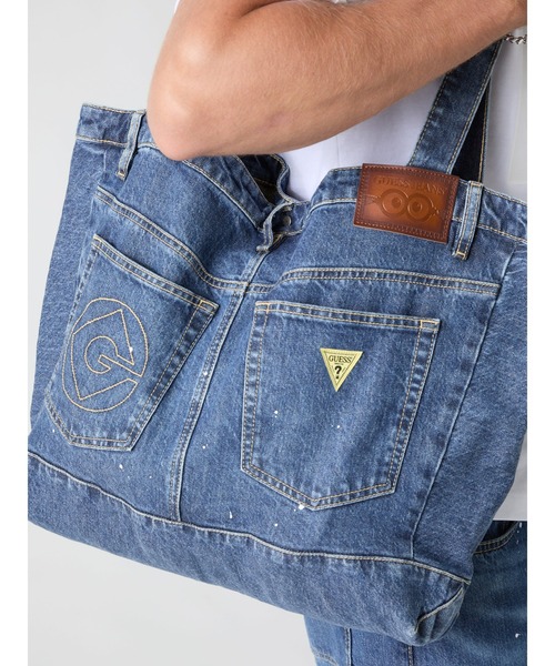 GUESS JEANS X Minions Denim Tote | GUESS(ゲス) JAPAN 公式