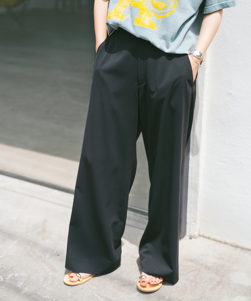 Spick & Span(スピックアンドスパン)の「《WEB限定 / 追加3》ドライストレッチイージーパンツ(スラックス・レディース・ベージュ/ブラック・34/40/38/36)」の13枚目の写真
