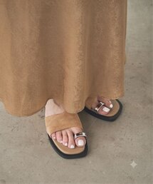 【一部店舗限定】B スウェードレイヤーカットサンダル